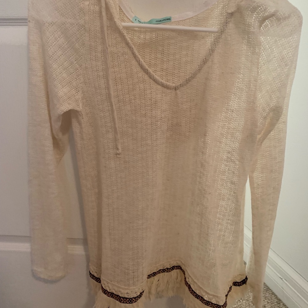 Never worn perfect beach cover up!